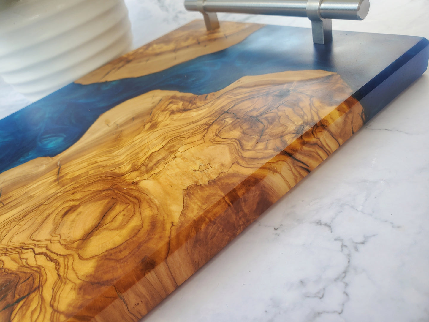 Load image into Gallery viewer, Tropical Olive Wood Island Serving Tray
